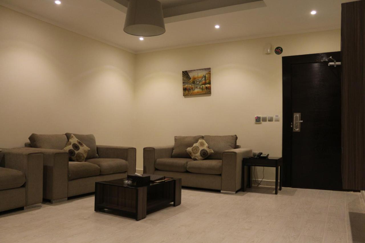 Valencia Hotel Suites Al Khobar Exterior photo
