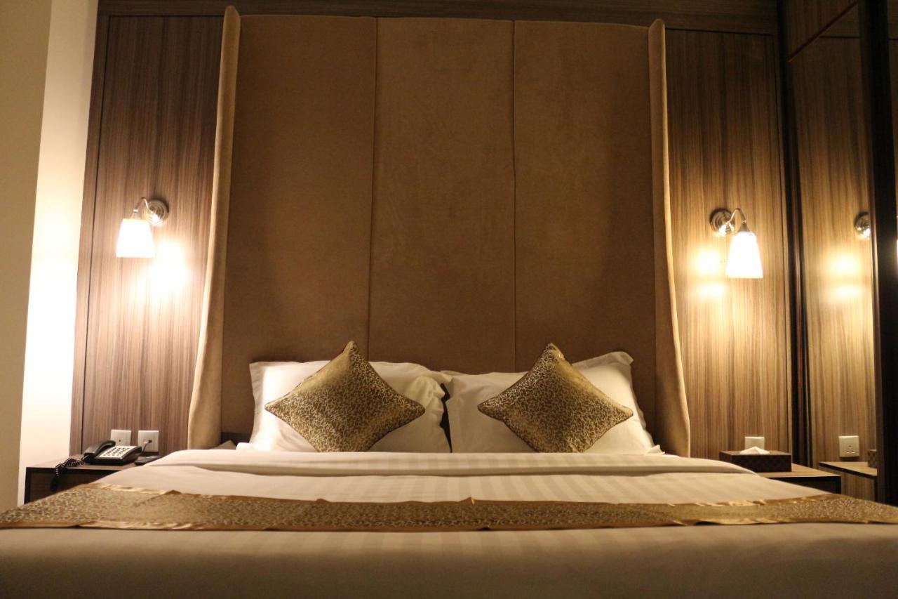 Valencia Hotel Suites Al Khobar Exterior photo
