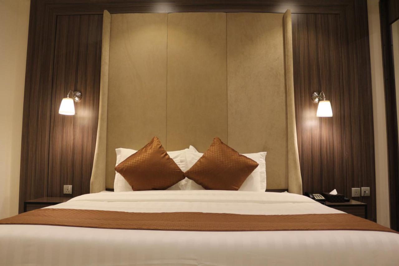 Valencia Hotel Suites Al Khobar Exterior photo
