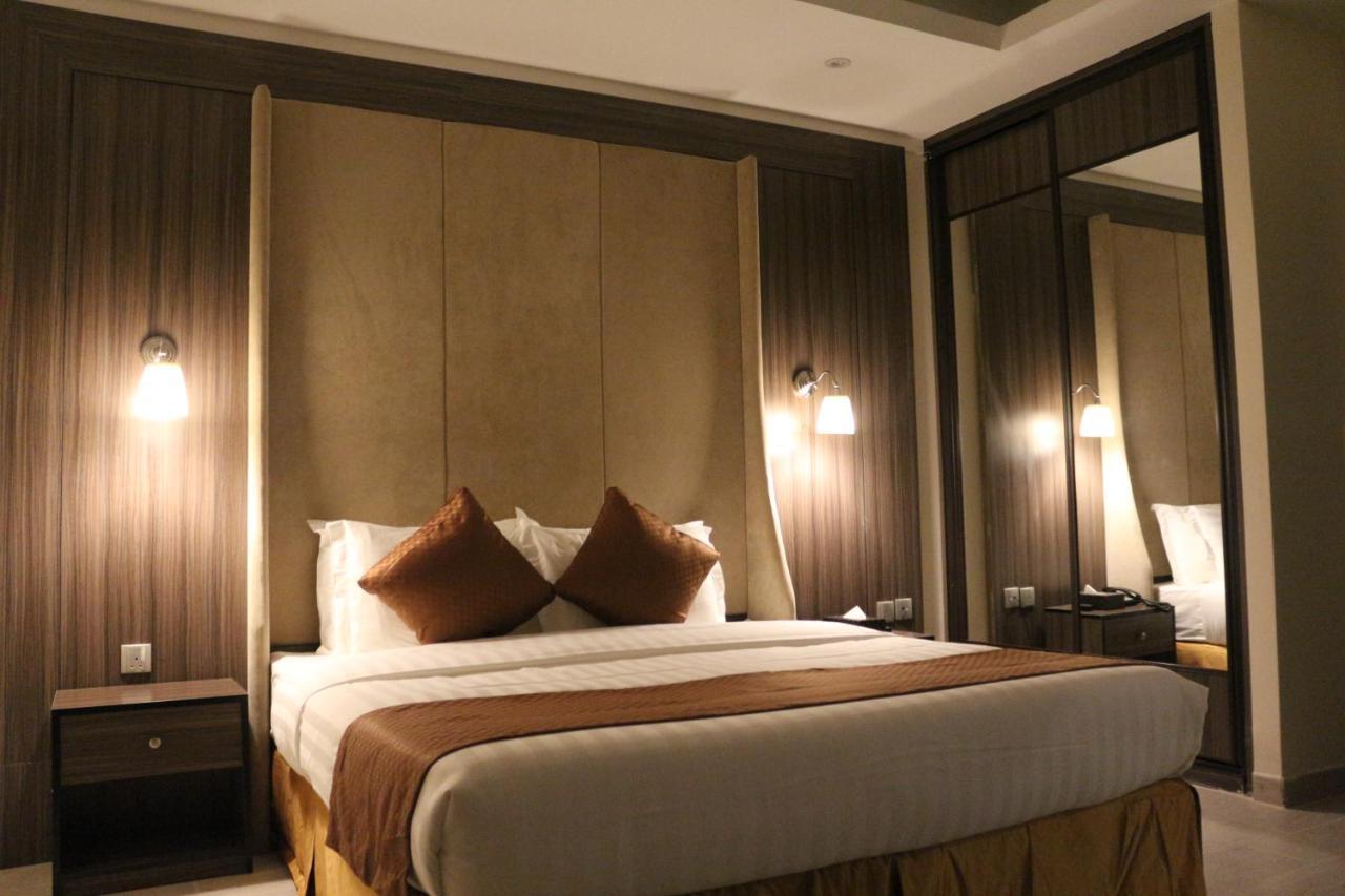 Valencia Hotel Suites Al Khobar Exterior photo