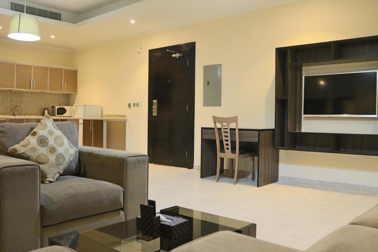 Valencia Hotel Suites Al Khobar Exterior photo