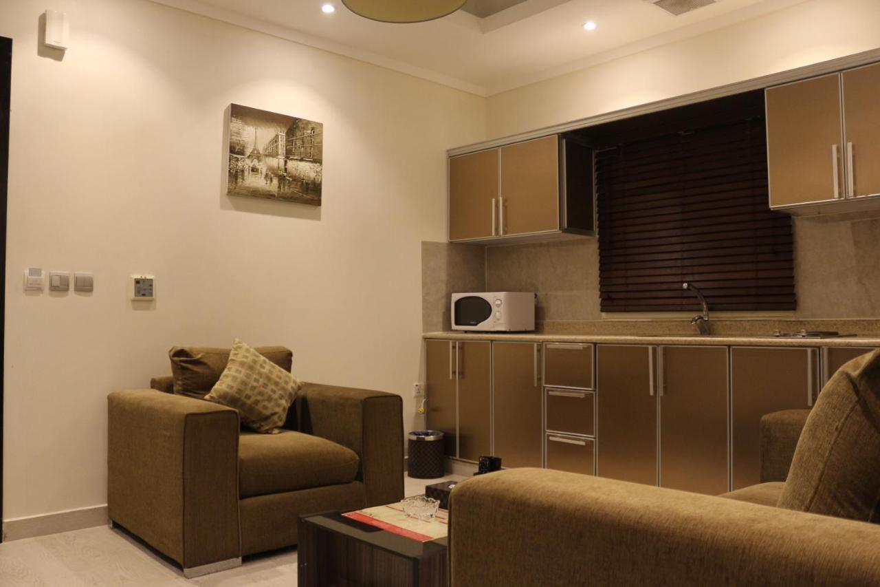 Valencia Hotel Suites Al Khobar Exterior photo