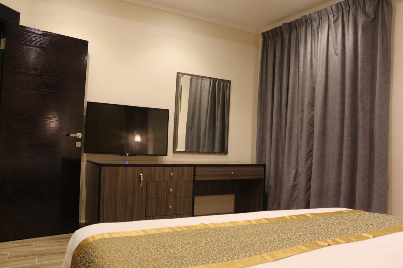 Valencia Hotel Suites Al Khobar Exterior photo