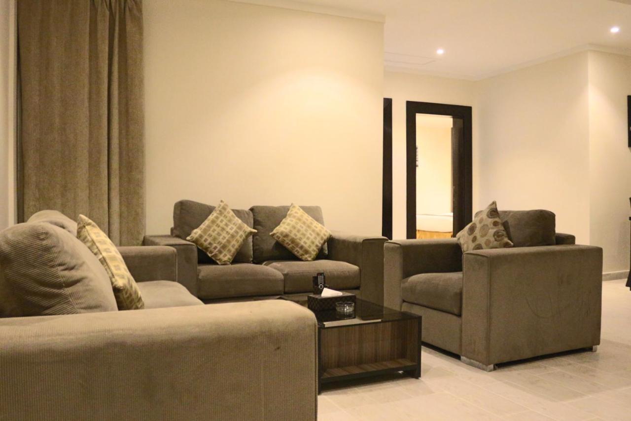 Valencia Hotel Suites Al Khobar Exterior photo