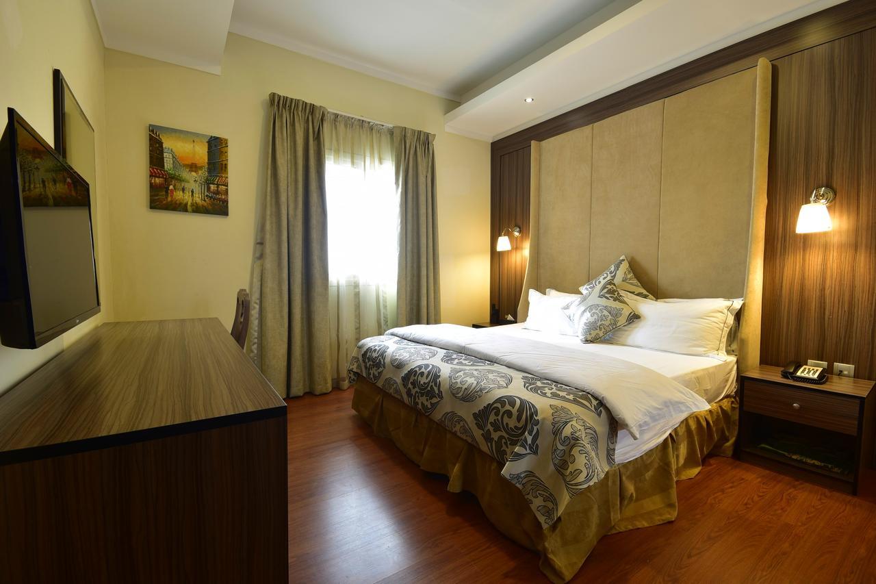 Valencia Hotel Suites Al Khobar Exterior photo